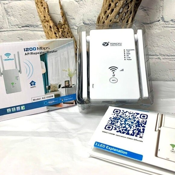 1200Mbps AP Repeater Router WiFi Extender Booster - Picture 3 of 8